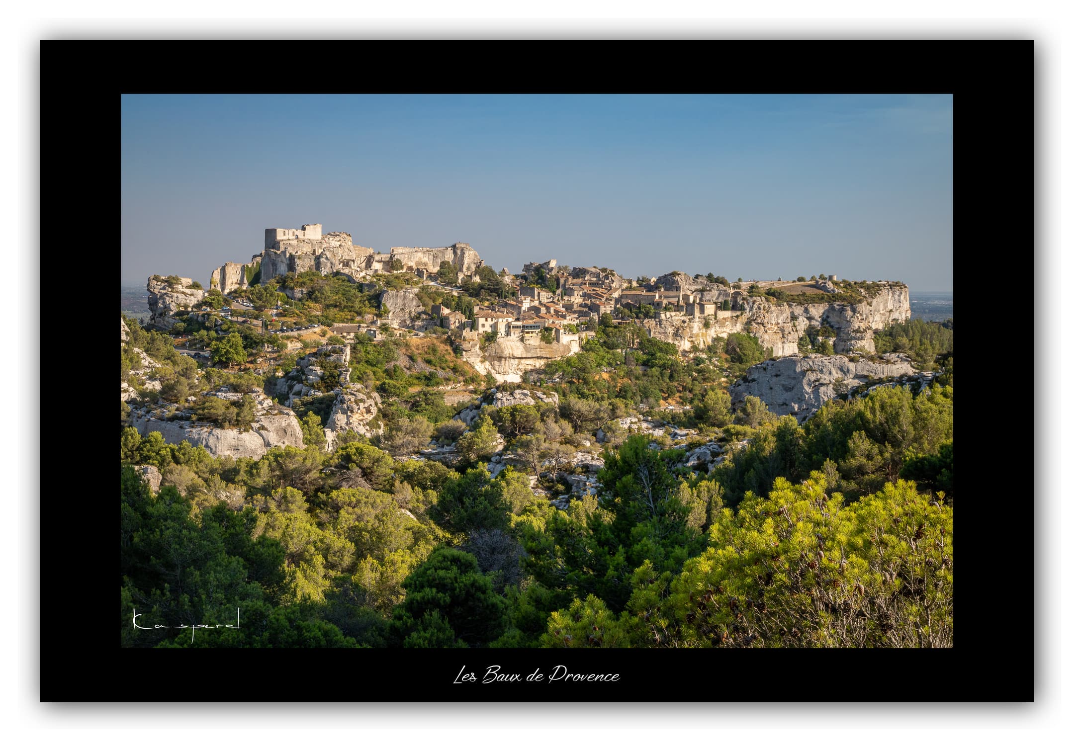 Poster Baux de Provence (Bouches du Rhône - France). Affiches Formats 30x40 cm, 40x60 cm ou 50x70 cm. Impression sur Papier Photo. Décoration murale. Village. Architecture.