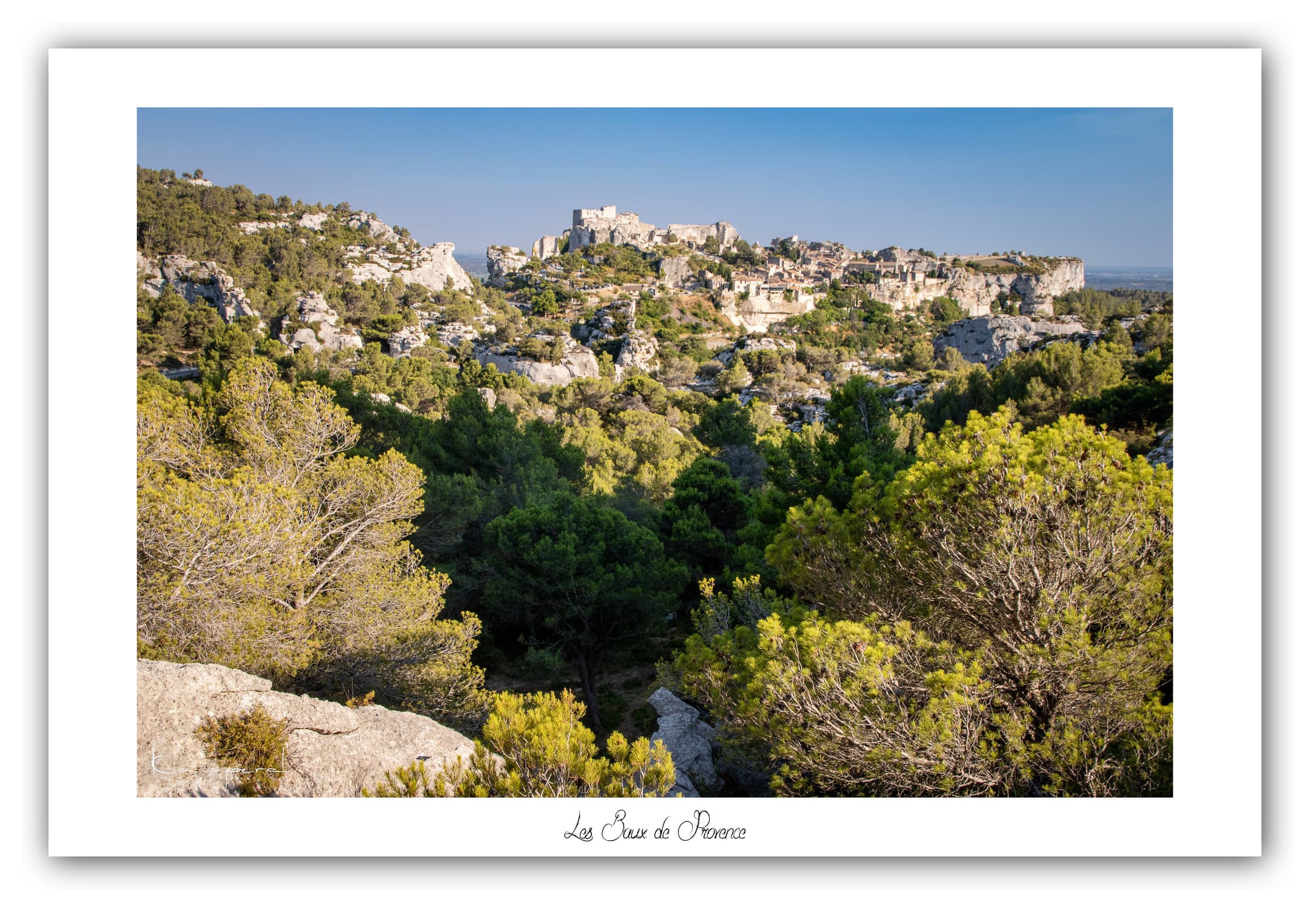 Poster Baux de Provence (Bouches du Rhône - France). Affiches Formats 30x40 cm, 40x60 cm ou 50x70 cm. Impression sur Papier Photo. Décoration murale. Village. Architecture.