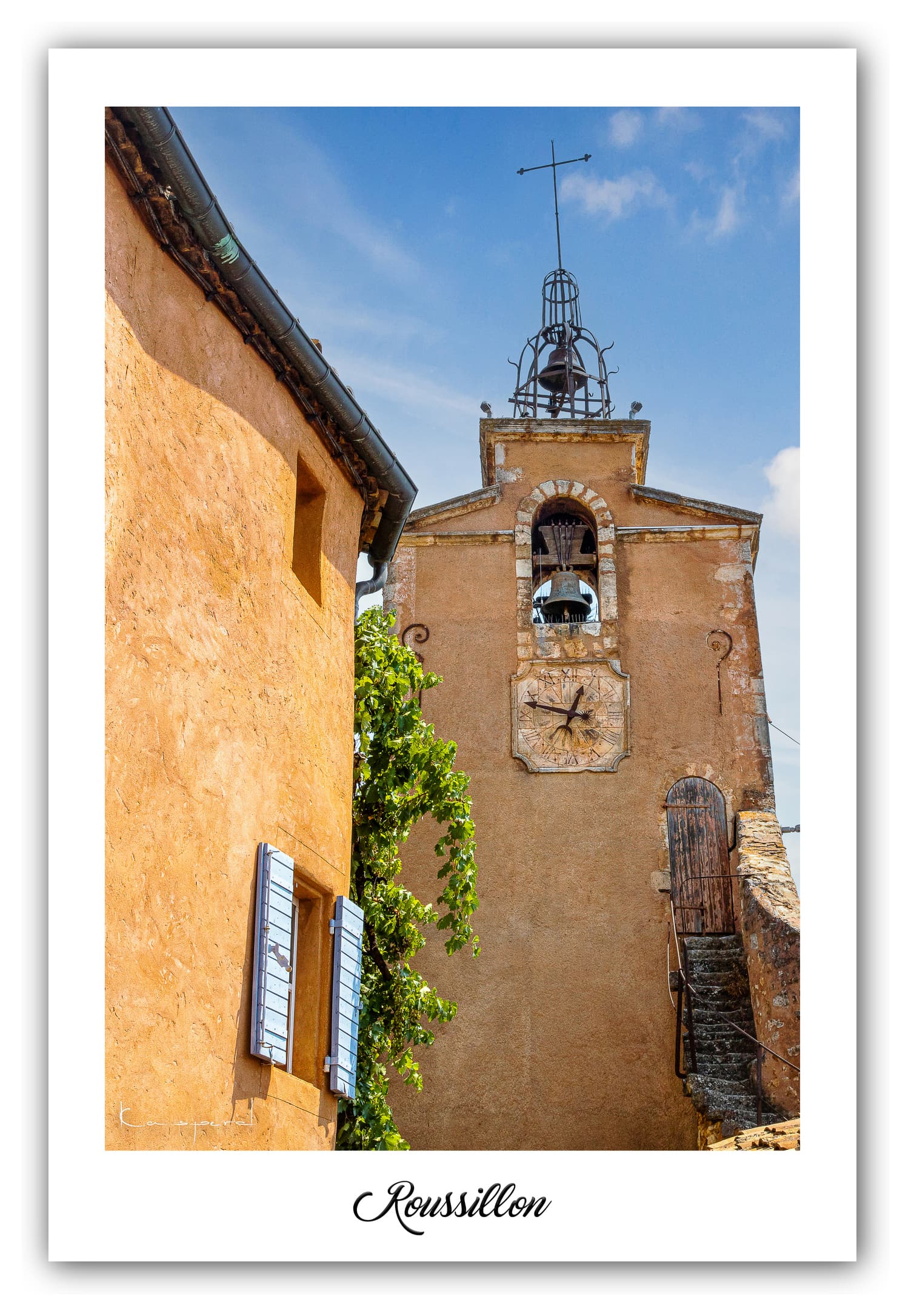 Poster Roussillon (Vaucluse - France). Affiches Formats 30x40 cm, 40x60 cm ou 50x70 cm. Impression sur Papier Photo. Décoration murale. Village. Couleur.