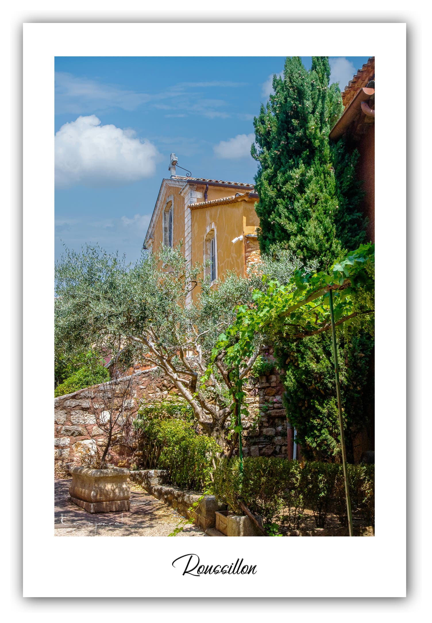 Poster Roussillon (Vaucluse - France). Affiches Formats 30x40 cm, 40x60 cm ou 50x70 cm. Impression sur Papier Photo. Décoration murale. Village. Couleur.
