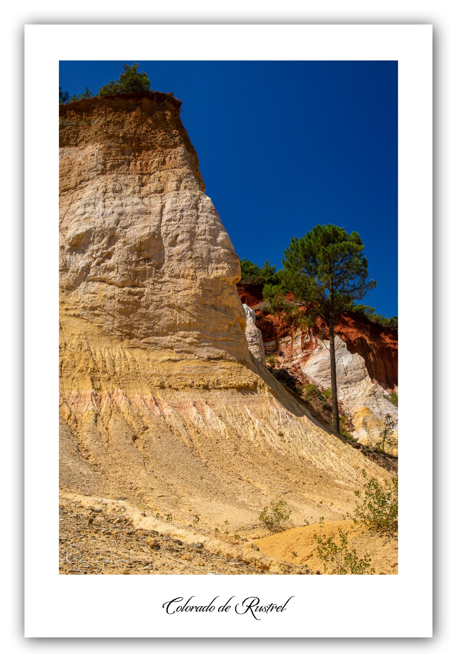 Poster Colorado de Rustrel (Vaucluse - France). Affiches Formats 30x40 cm, 40x60 cm ou 50x70 cm. Impression sur Papier Photo. Décoration murale. Paysage. Couleur.